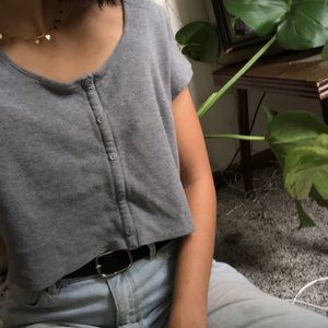 Grey cropped shirt!